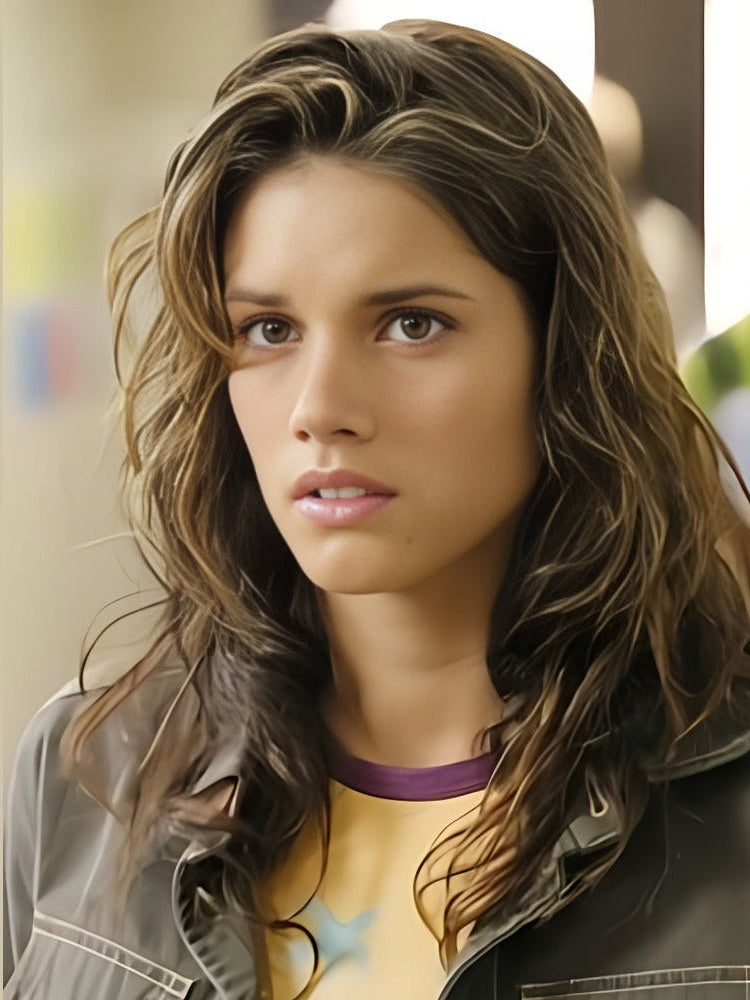 Missy Peregrym 8.5 x 11 Candid Color Photograph Art Print Photo Collectibles:Photographic Images:Photographs Style Your Walls